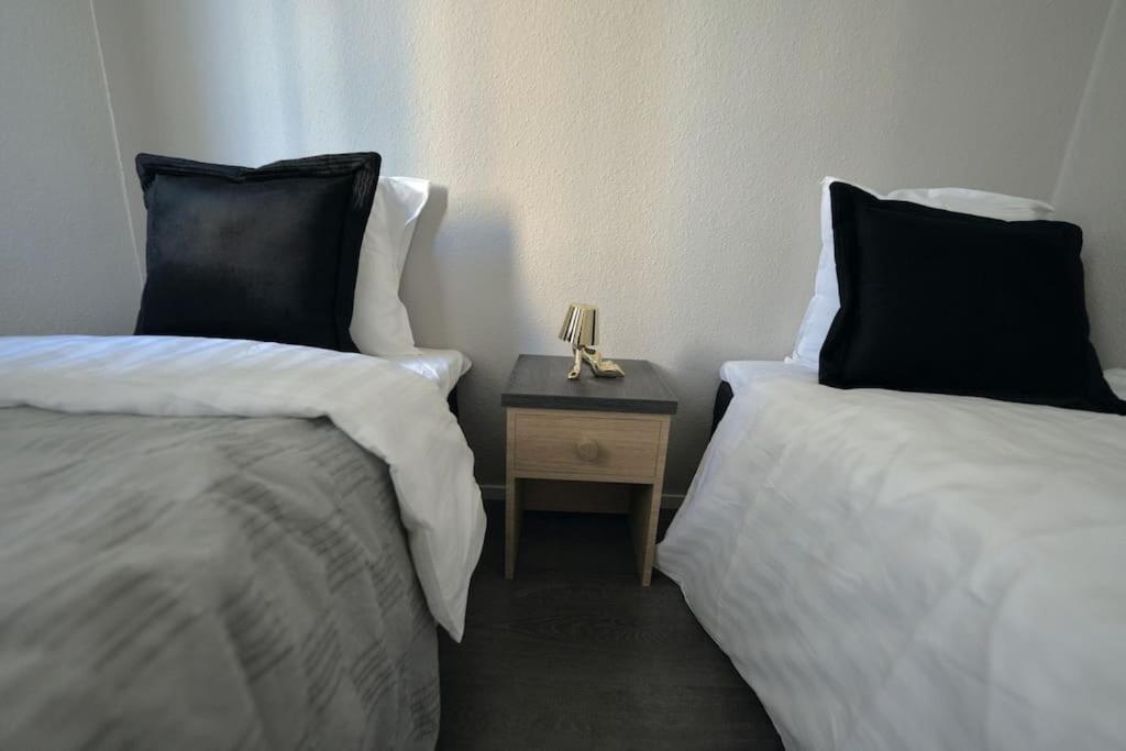Cosy,Stylish & Big Apartment In The Heart Of City 罗瓦涅米 外观 照片